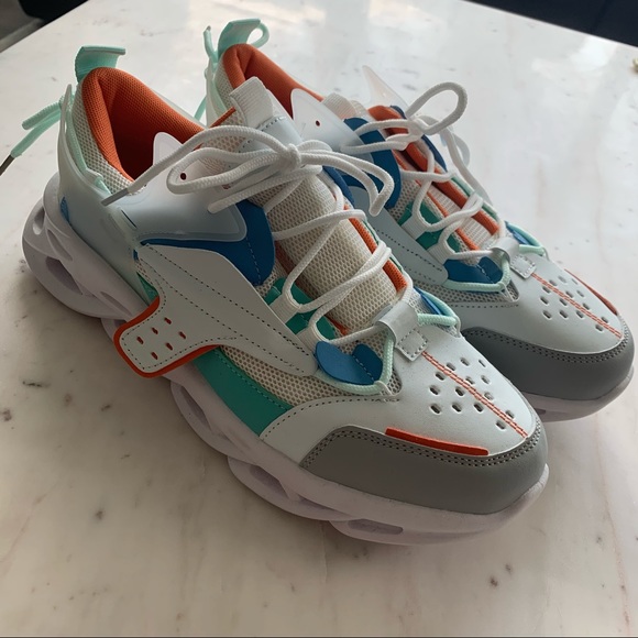 NWOT - BASSO Hidalgo Sneaker - size 9 (men’s) - Picture 5 of 11